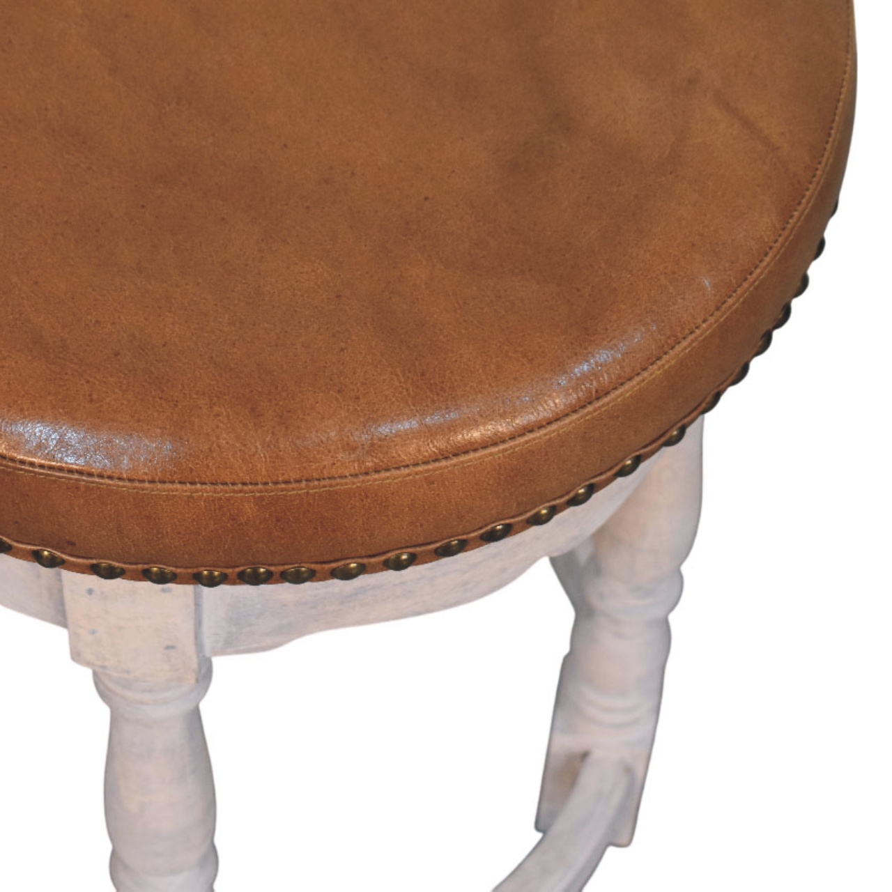 Hocker mit rustikalem Charme – Bild 6